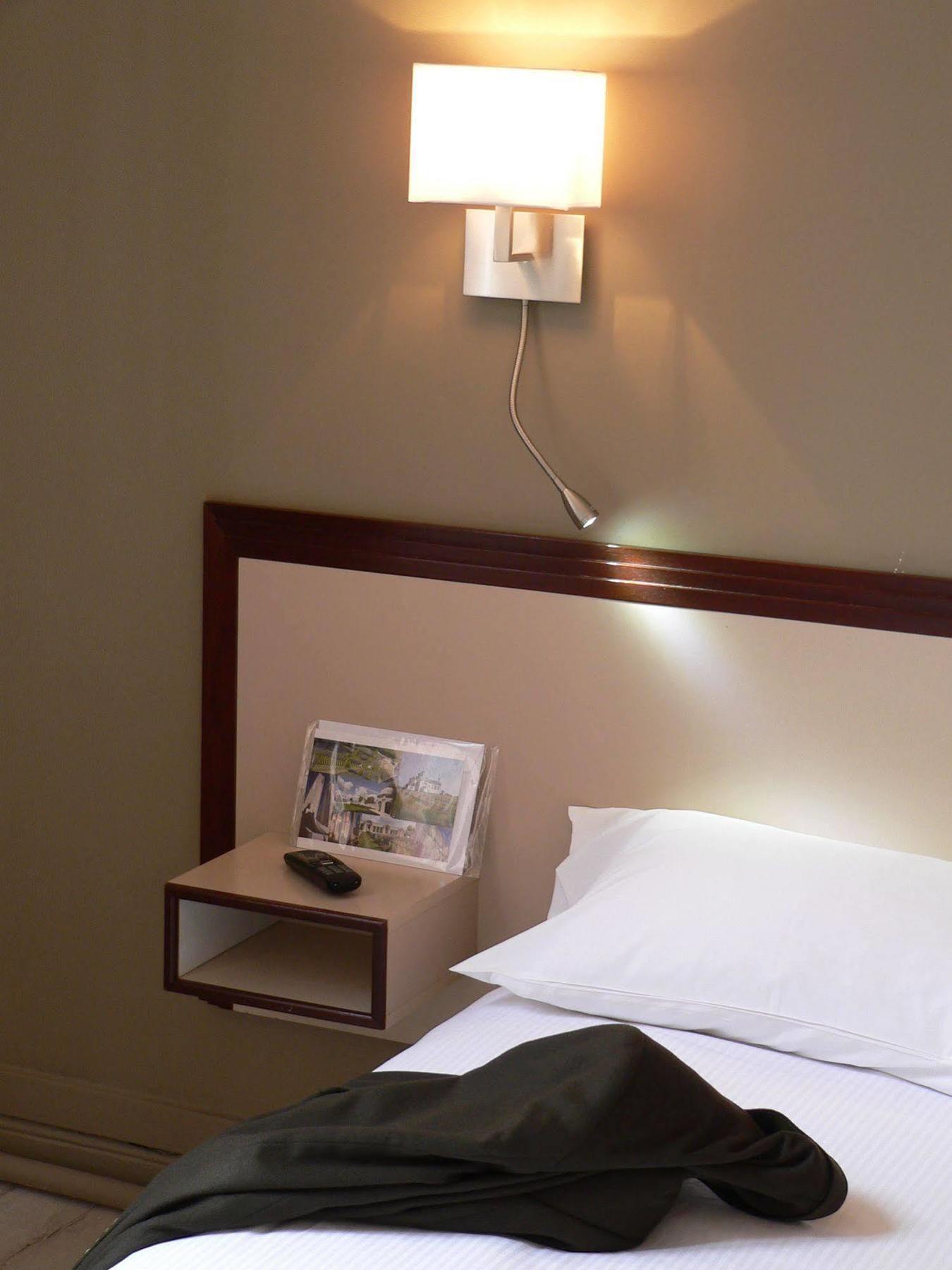 Hotel Moderne Arras Exterior photo